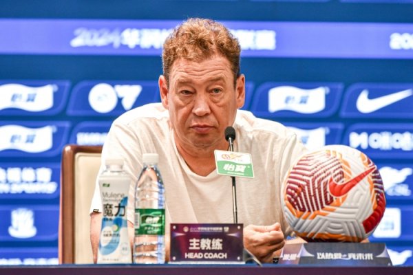 斯卢茨基：要尽全力打好终末5轮 自我心态改造是工作球员必备教学
