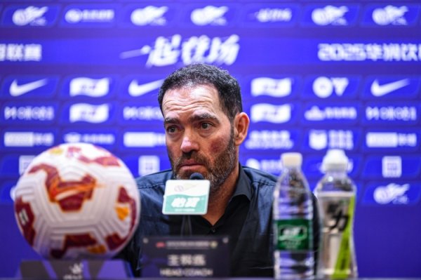 今晚报：中超重燃战火 保级与争冠集团混战 时局扑朔迷离