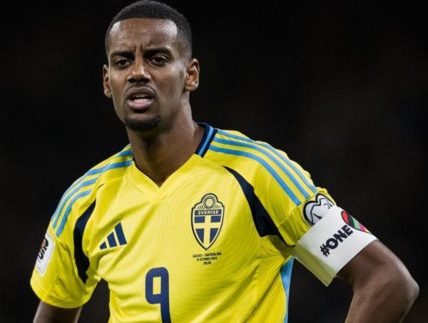 0-1爆冷! 2-2险平! 世初赛悲喜整夜, 瑞典倒下, 法国翻车, 德国险胜