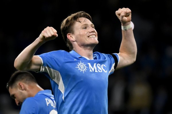 意太空：那不勒斯本轮欧冠麦克托米奈有望首发，霍伊伦不竭缺席