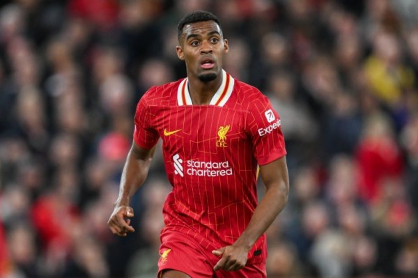 斯洛特：战皇马赫拉芬贝赫应该能出场，但还要看一下他的嗅觉若何