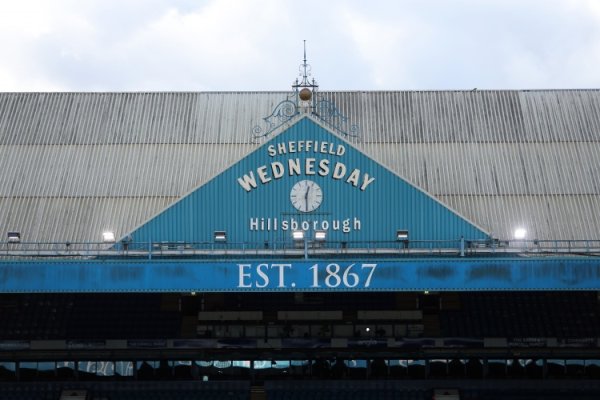 邮报：前纽卡雇主阿什利正密切眷注英冠球队谢周三，可能挑升收购