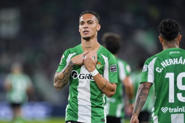 36场15球8助！马卡报：安东尼让贝蒂斯有了收尾任何主张的梦念念