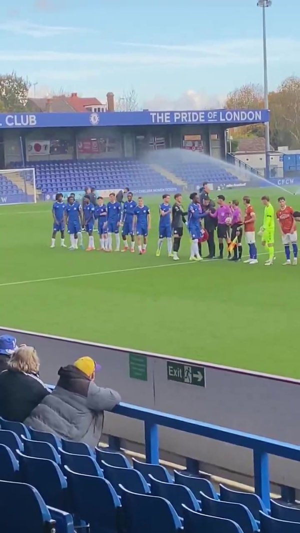 遭马雷斯卡弃用！迪萨西参预切尔西U21比赛，担任队长