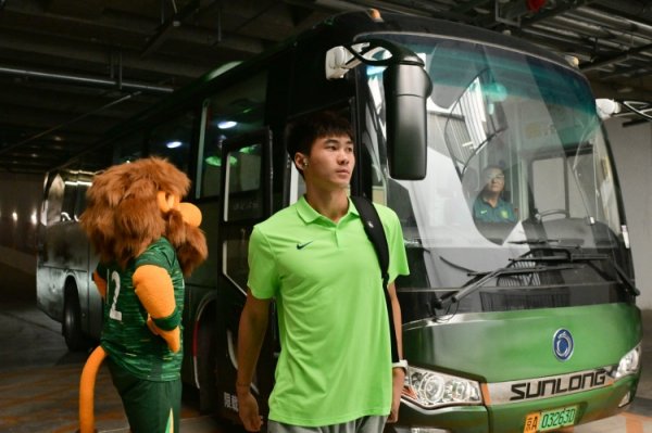 记者：吴少聪发热，本日国安赛前发布会球员调遣为张玉宁