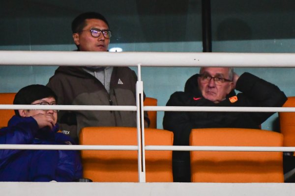 赵鹏：邵佳一挂帅国足是可以的遴荐，说不一定还有出东谈主预感的扬弃