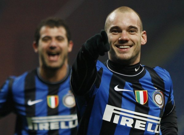 斯内德回忆贝尼特斯抓教国米：他来的时机不合，咱们相处并禁锢易