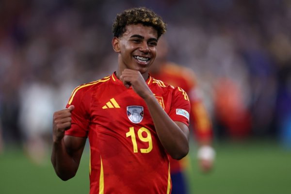 阿斯：亚马尔念念要干预来岁3月西洋杯，但愿巴萨和西班牙足协妥协