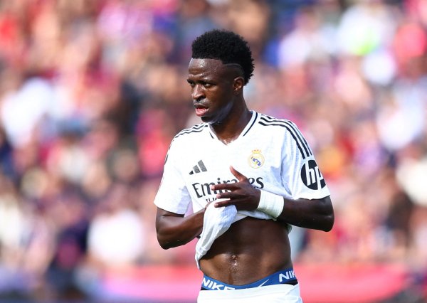 记者：经纪团队喜悦为维尼修斯争取多半薪资，但无欧洲球队愿得志