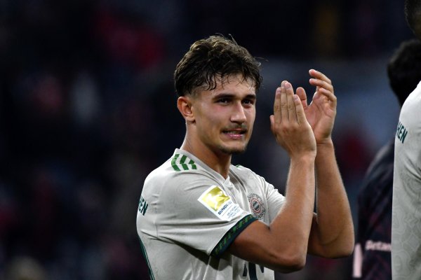 比朔夫：我尽头喜跃能打进U21的第一个进球，这让我增强了自信心