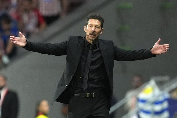 欧足联官方：马竞因球迷对阿森纳种族脑怒+投掷杂物被罚金4万欧