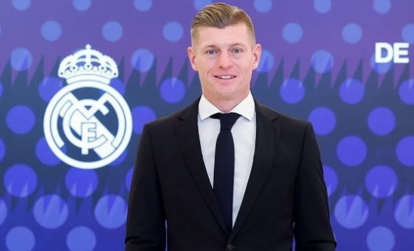 克罗斯：这个奖是为了我的基金会和生病的孩子，对我来说相称异常